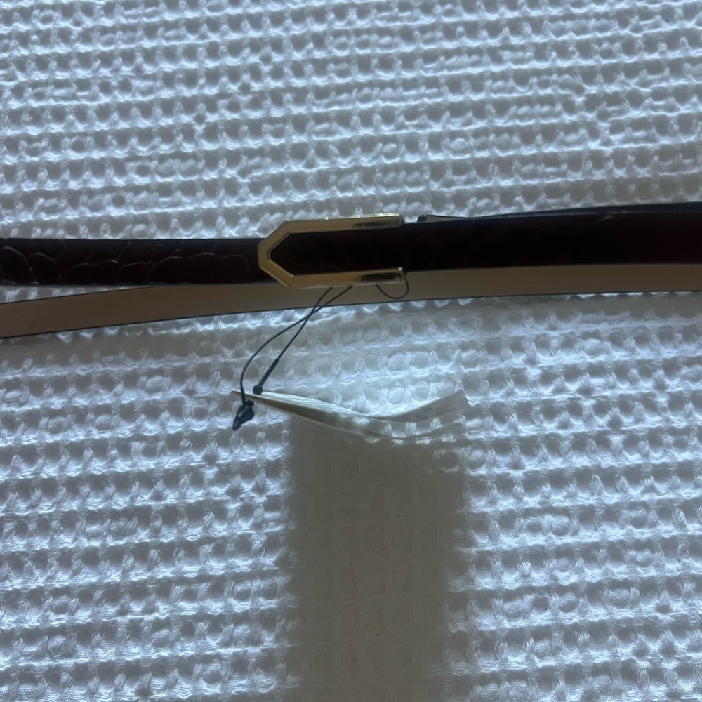 Elegant Brown Leather Belt